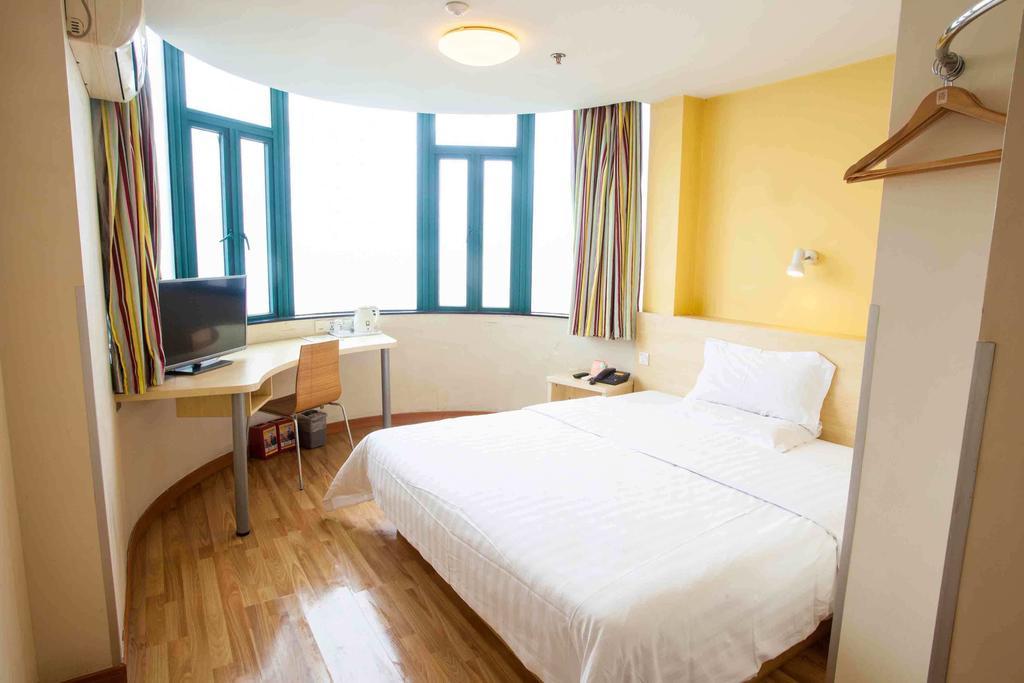 7Days Inn Chongqing Wanzhou District Gaosun Pond Chongbai Quarto foto